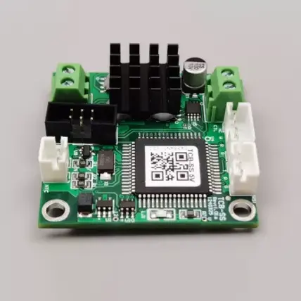 TCB-SS hőmérsékletszabályozó ultrakompakt mérettel és Micro TEC-ekhez tervezve